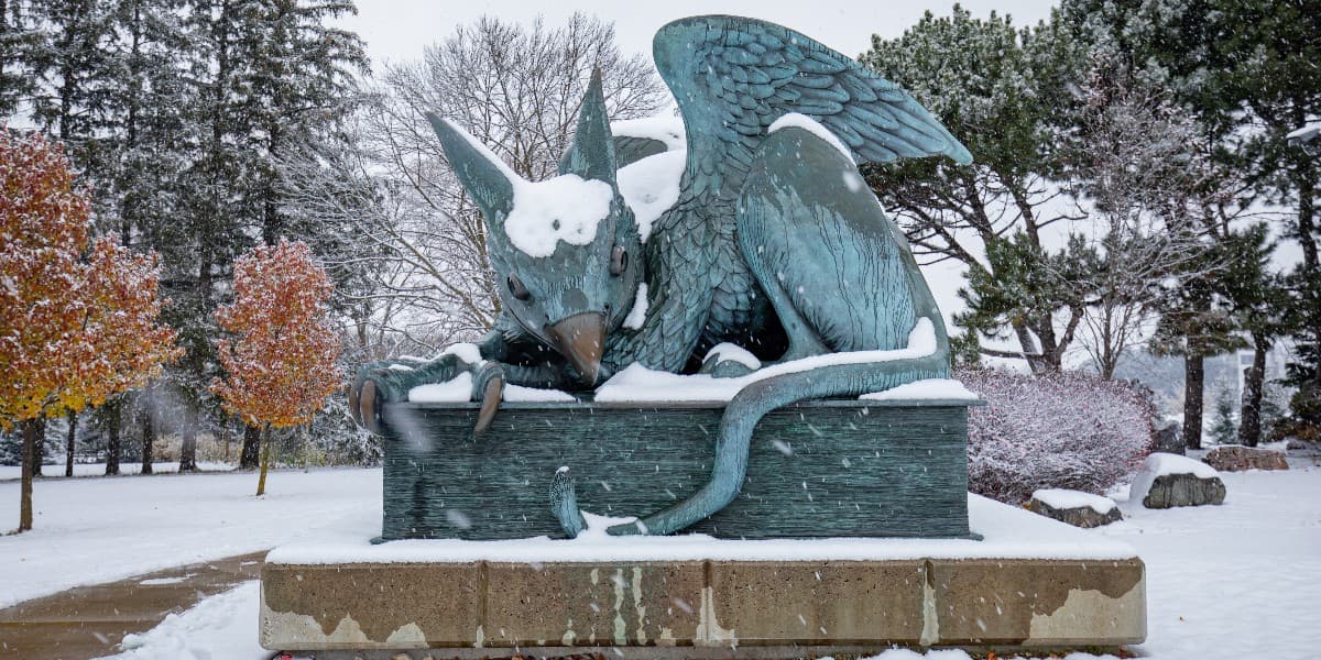 gryphon-snow